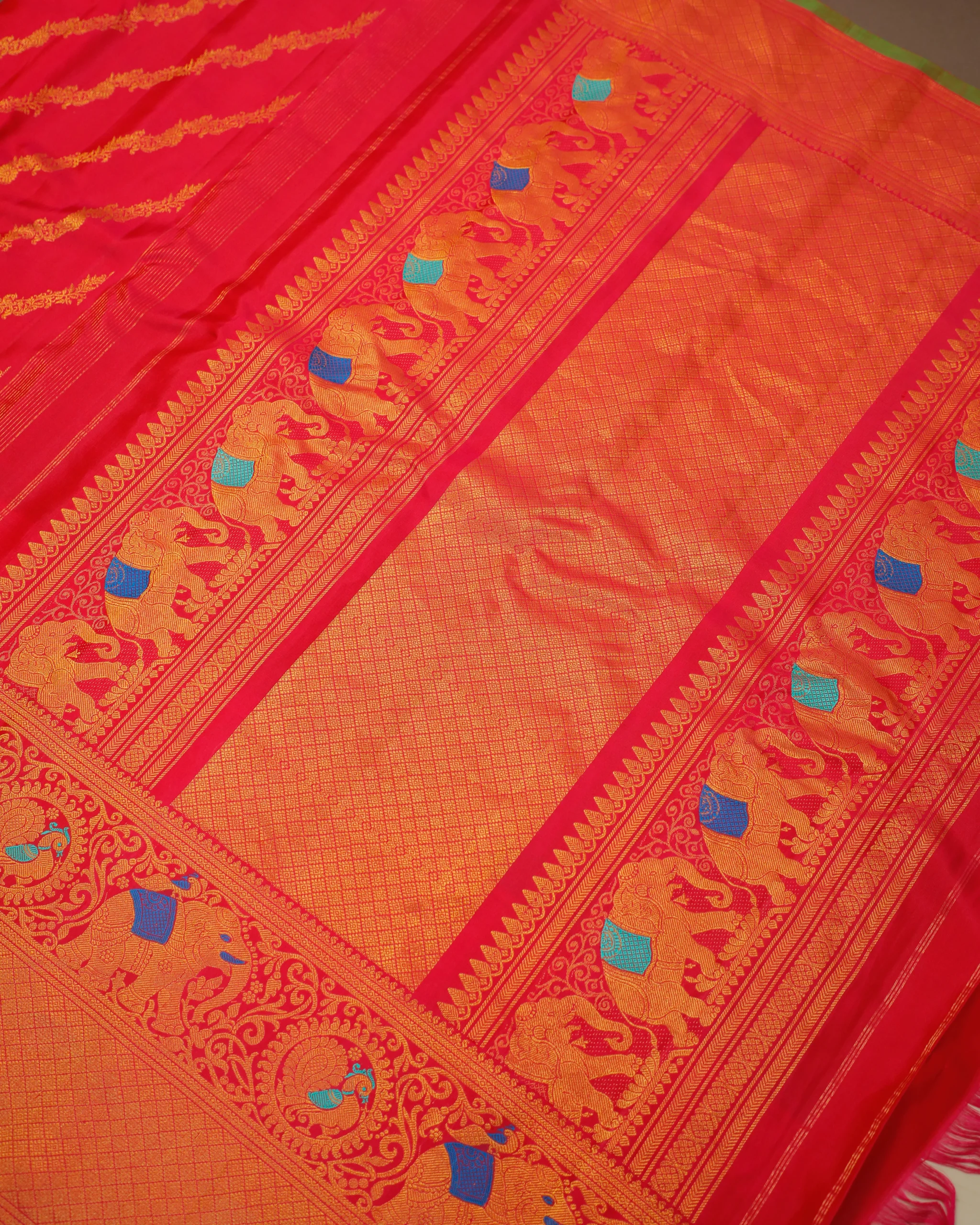 Meenakari Gadwal