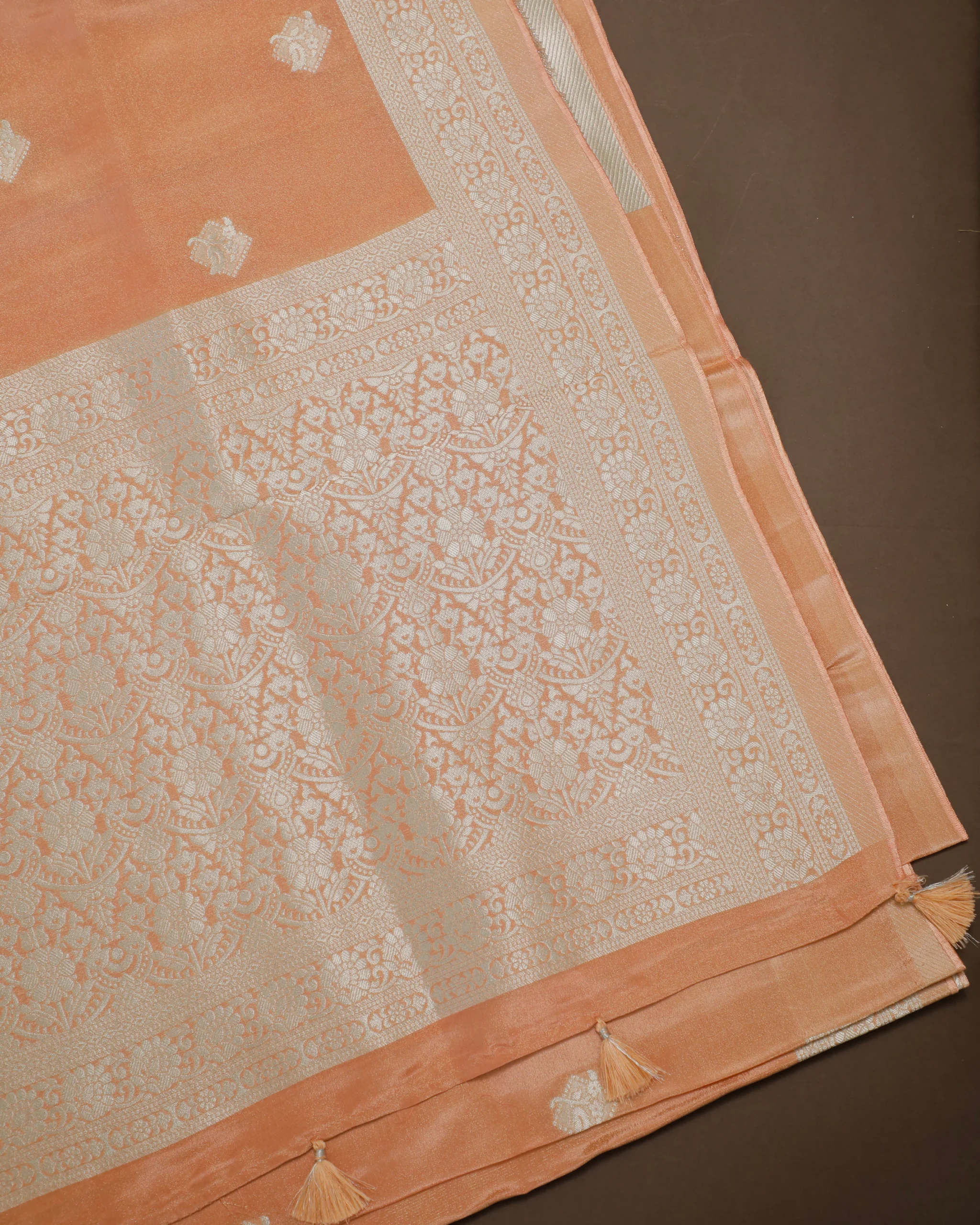 Fancy Banarasi Tissue