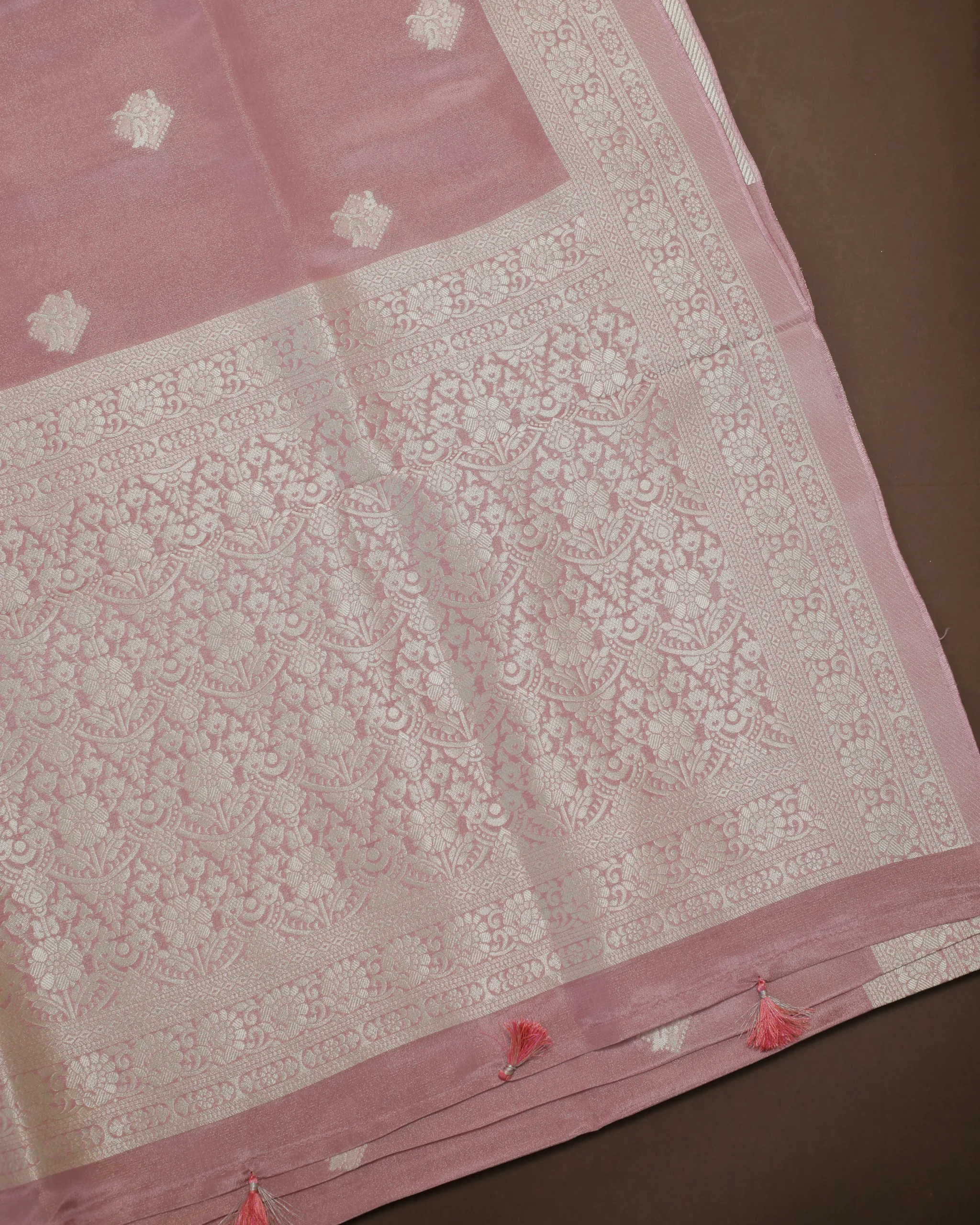 Fancy Banarasi Tissue