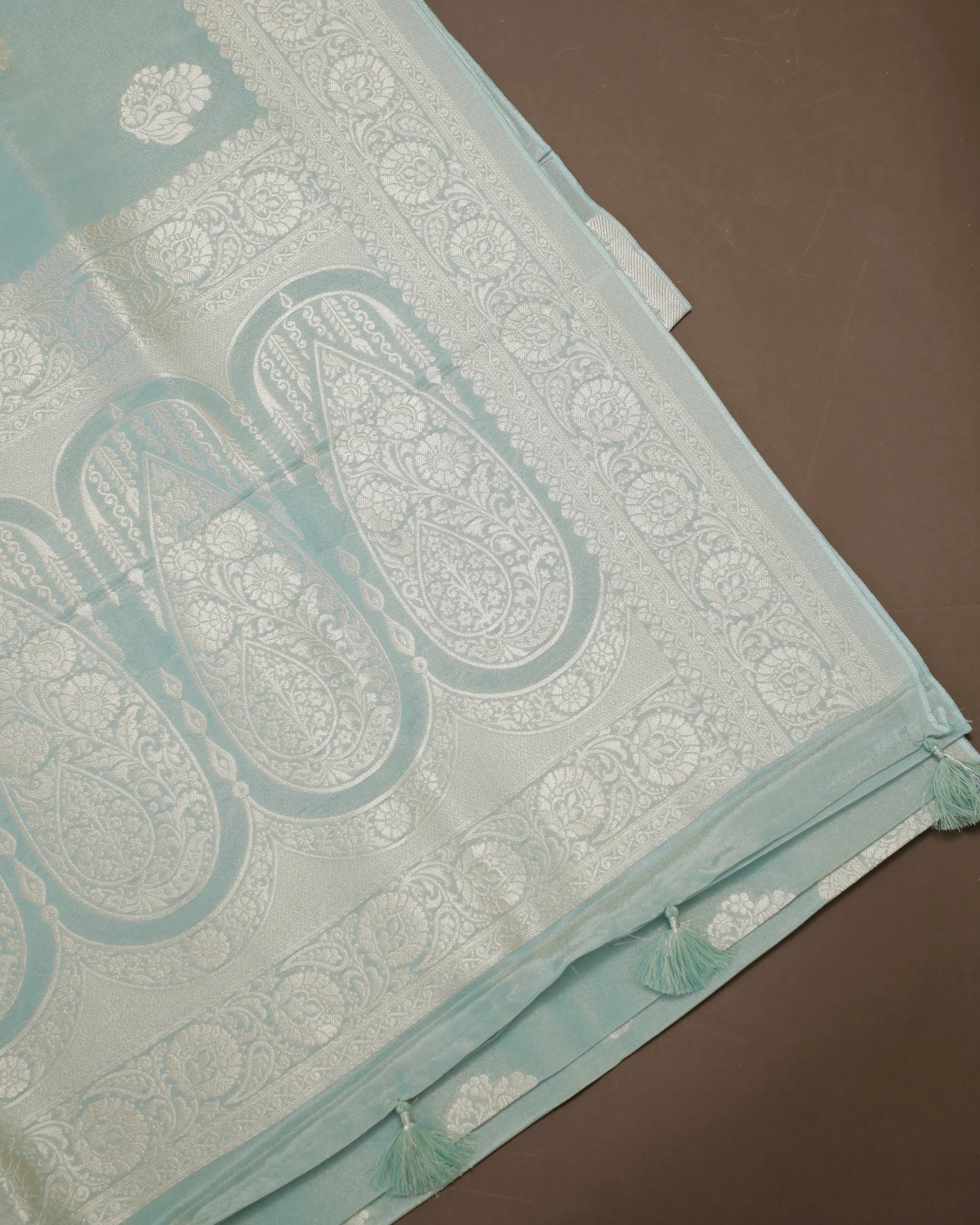 Fancy Banarasi Tissue